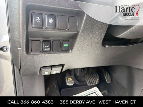 Certified 2019 Nissan Rogue Sport SV AWD/4WD image 16