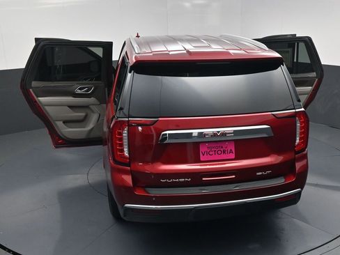 Used 2022 GMC Yukon SLT w/ SLT Luxury Package RWD image 21