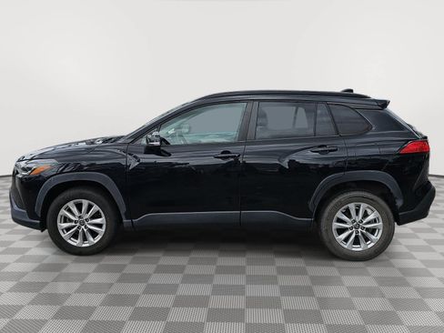 Used 2022 Toyota Corolla Cross LE FWD image 5