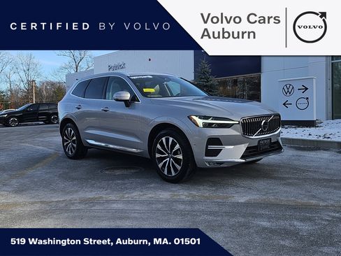 Used 2023 Volvo XC60 B5 Plus w/ Climate Package image 1