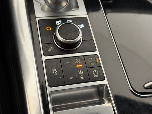 Used 2014 Land Rover Range Rover Sport HSE image 19