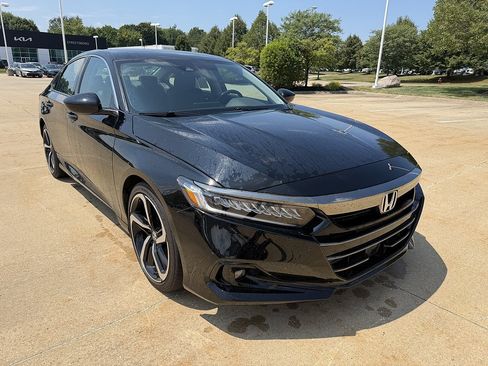 Used 2021 Honda Accord Sport Special Edition image 2