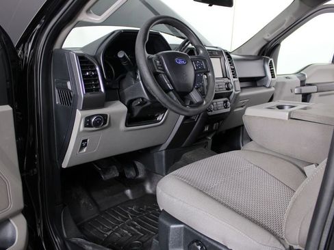 Used 2020 Ford F150 XLT image 18