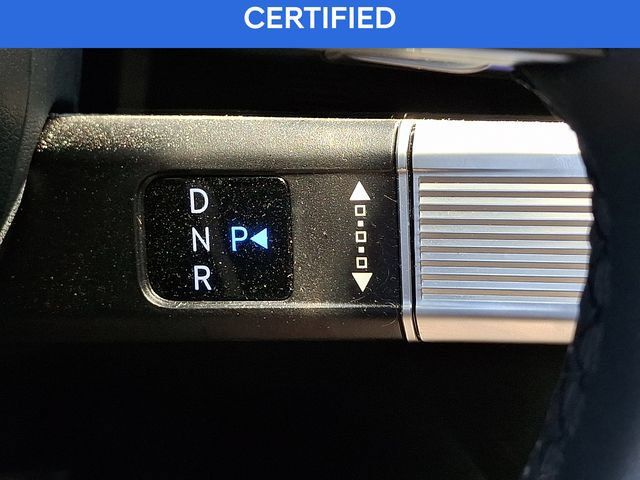 Certified 2025 Hyundai Santa Fe Limited AWD/4WD image 15