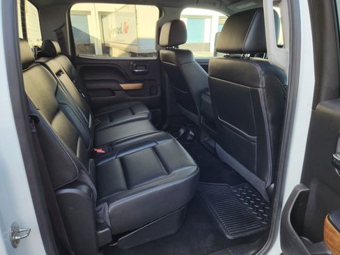 Used 2016 Chevrolet Silverado 2500 LTZ AWD/4WD image 18