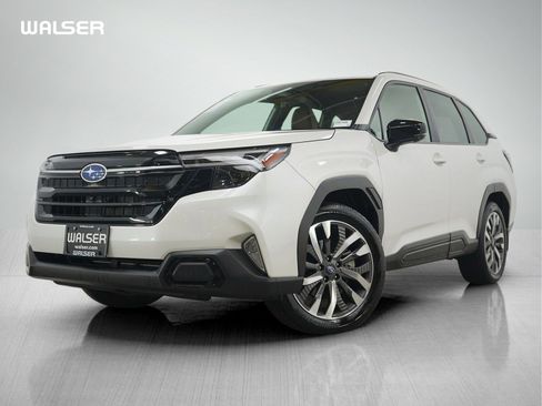 Used 2025 Subaru Forester Touring AWD/4WD image 1
