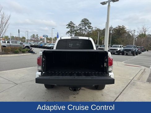 Used 2023 Toyota Tacoma Limited image 8
