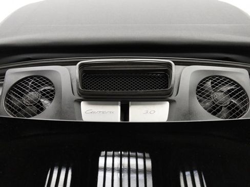 Used 2017 Porsche 911 Carrera 4 image 49