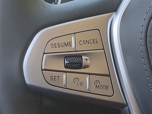 New 2026 BMW X7 xDrive40i w/ Premium Package image 25