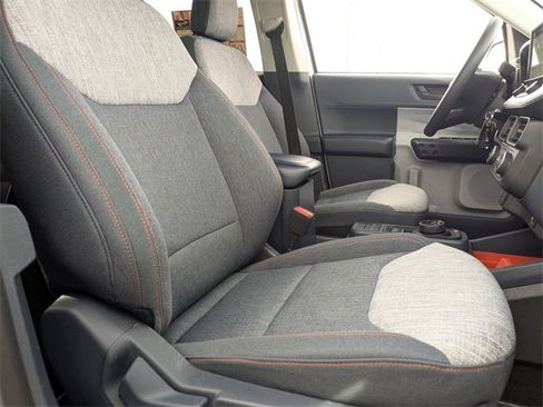 Used 2022 Ford Maverick XLT image 36