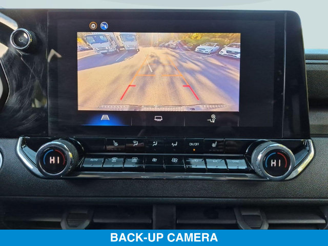 Used 2025 Chevrolet Colorado Trail Boss AWD/4WD image 25