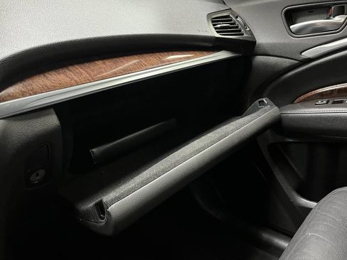 Used 2018 Acura MDX SH-AWD image 17