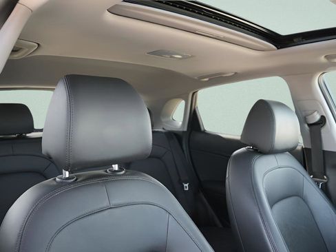 Certified 2023 Hyundai Kona Limited w/ Winter Weather Package FWD image 13