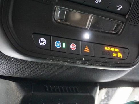 New 2026 Chevrolet Equinox ACTIV w/ Convenience Package III FWD image 27