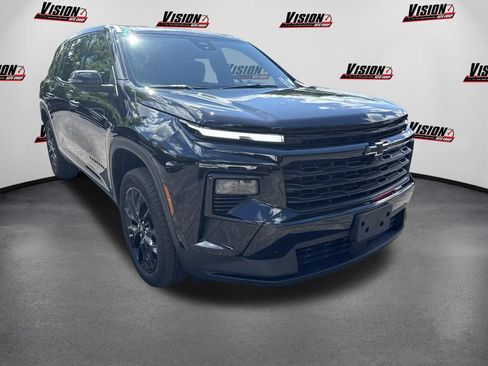 Used 2024 Chevrolet Traverse LS w/ Midnight/Sport Edition AWD/4WD image 3