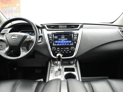 Used 2023 Nissan Murano SV FWD image 19