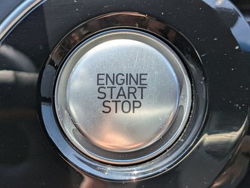 Used 2023 Genesis G70 2.0T AWD/4WD image 27