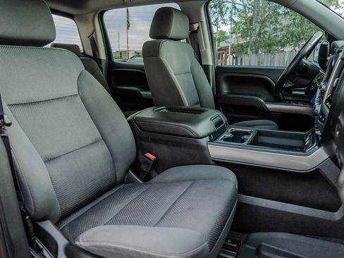 Used 2018 Chevrolet Silverado 1500 LT w/ All Star Edition image 31