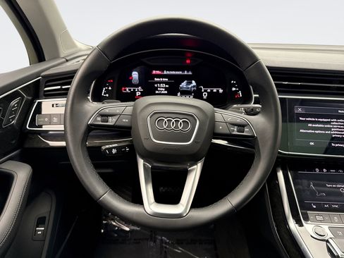 Used 2023 Audi Q7 2.0T Premium Plus w/ Premium Plus Package AWD/4WD image 12