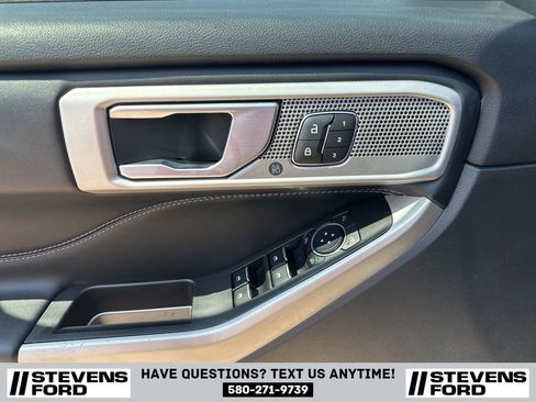 Used 2022 Ford Explorer Limited w/ Hybrid Equipment Group 310A image 28