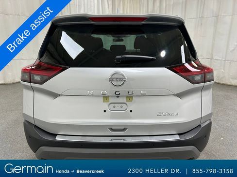 Used 2023 Nissan Rogue SV image 8