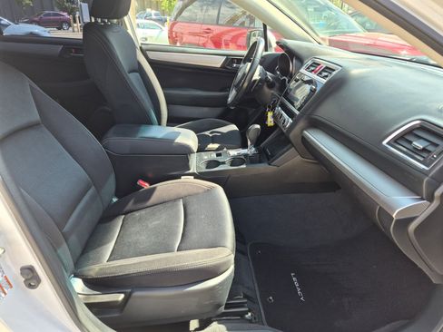 Used 2016 Subaru Legacy 2.5i Premium AWD/4WD image 31