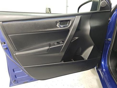 Used 2018 Toyota Corolla SE image 11