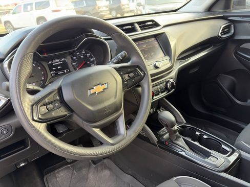 Used 2022 Chevrolet TrailBlazer LT image 14