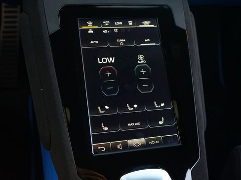 Used 2024 Lamborghini Huracan Tecnica RWD image 18