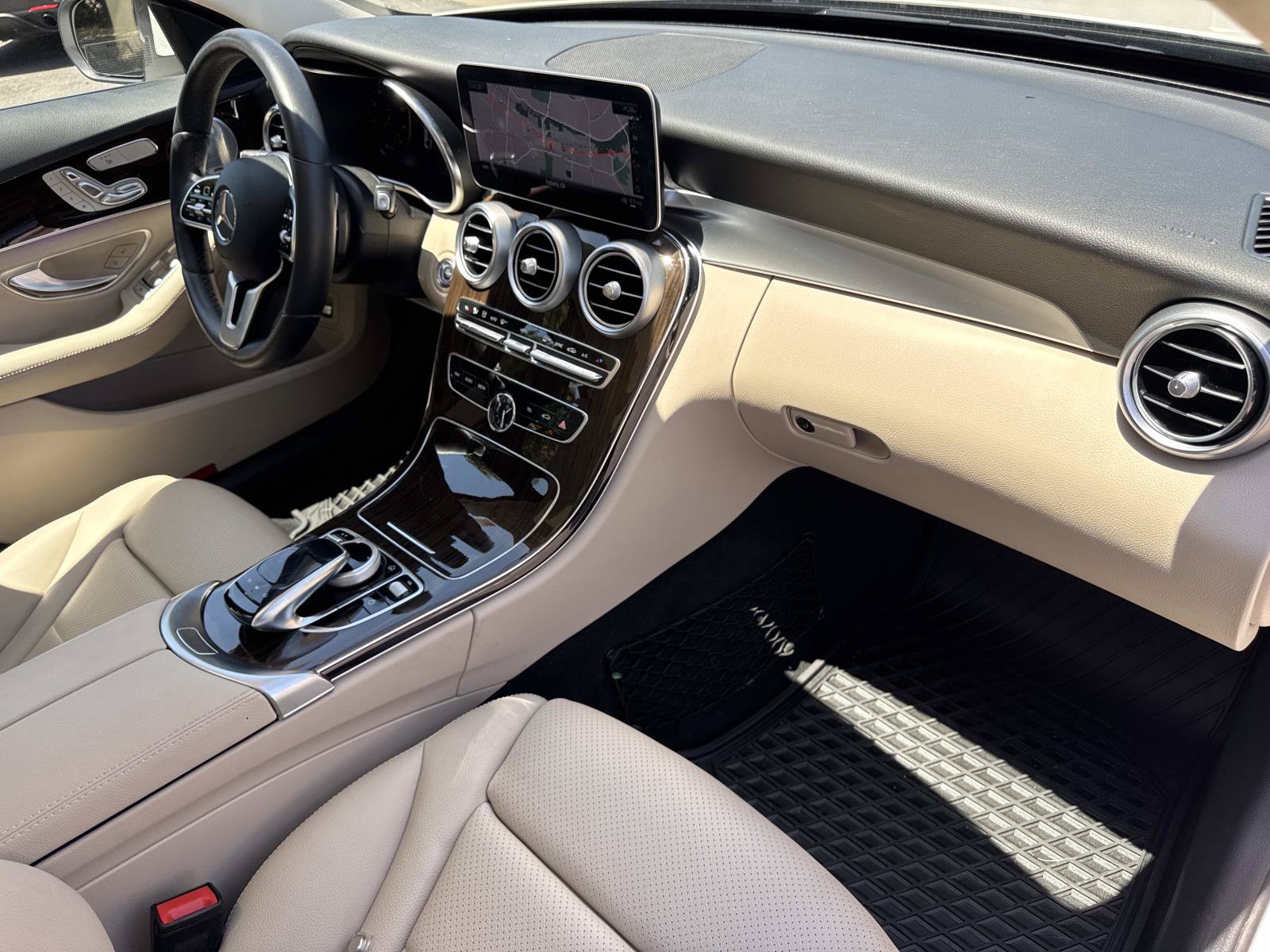 Used 2021 Mercedes-Benz C 300 4MATIC Sedan w/ Premium Package image 29