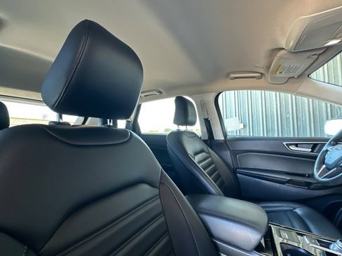 Used 2020 Ford Edge SEL AWD/4WD image 17