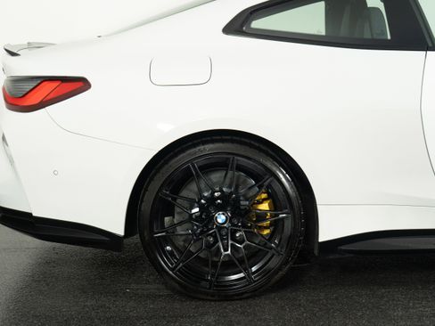 Used 2024 BMW M4 Competition image 8