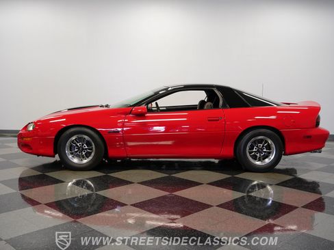 Used 2001 Chevrolet Camaro Z28 RWD image 2