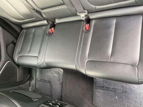 Used 2023 Jeep Grand Cherokee BASE image 12