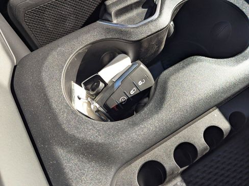 New 2026 RAM 3500 Big Horn AWD/4WD image 21
