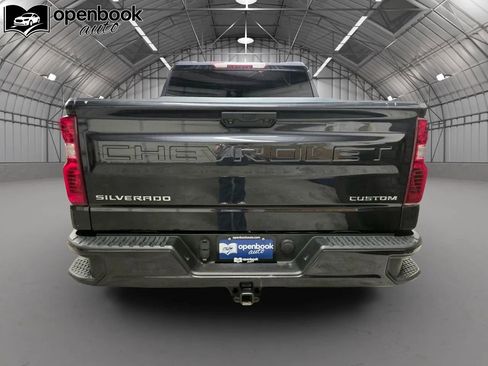 Used 2023 Chevrolet Silverado 1500 Custom AWD/4WD image 6