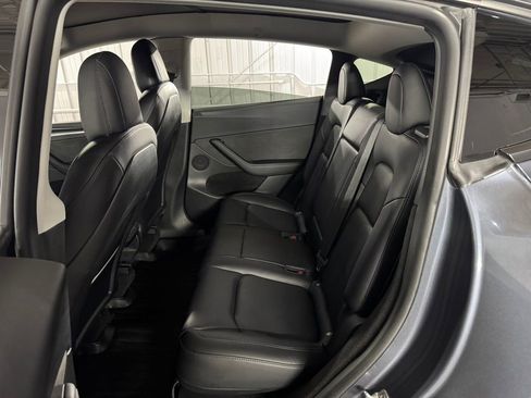 Used 2023 Tesla Model Y Performance image 40