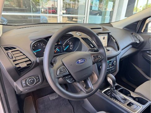 Used 2018 Ford Escape SE w/ SE Sync 3 Package FWD image 23