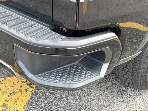 Used 2019 Chevrolet Silverado 1500 Custom w/ Custom Value Package RWD image 10