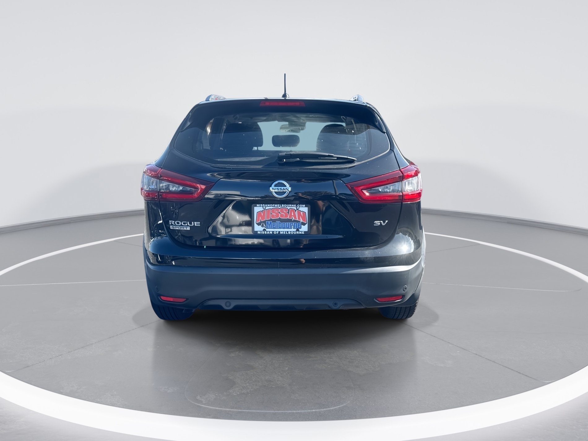 Used 2020 Nissan Rogue Sport SV FWD image 5