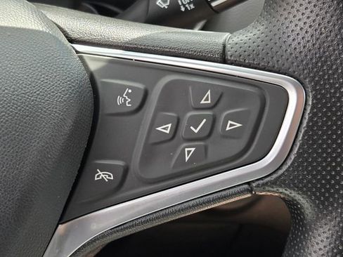 Used 2022 Chevrolet Equinox LS w/ LS Convenience Package image 22