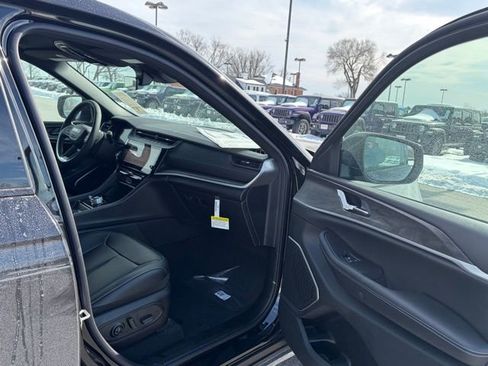 New 2026 Jeep Grand Cherokee L Limited image 29