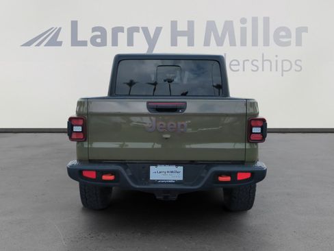 New 2026 Jeep Gladiator Mojave image 4