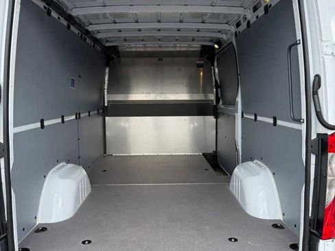 New 2025 Mercedes-Benz Sprinter 2500 image 15