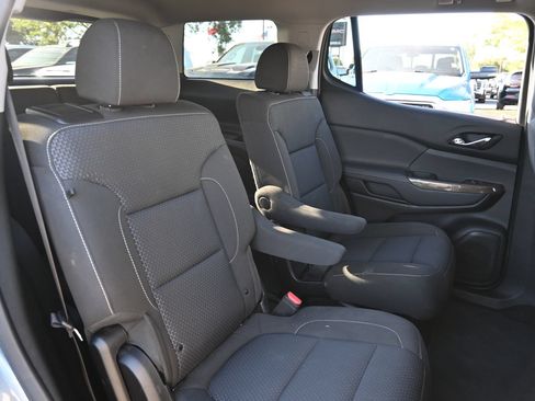Used 2023 GMC Acadia SLE w/ Driver Convenience Package FWD image 25