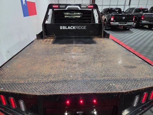 Used 2024 RAM 3500 SLT w/ Quick Order Package 2YG SLT AWD/4WD image 34