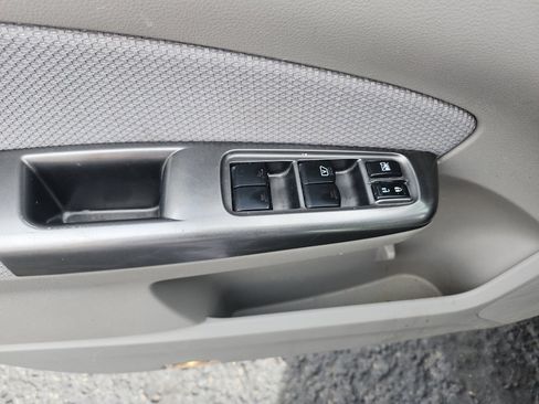 Used 2012 Subaru Forester 2.5X Premium AWD/4WD image 20