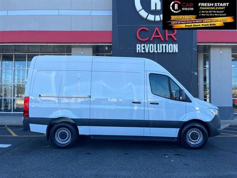 Used 2023 Mercedes-Benz Sprinter 2500 image 7