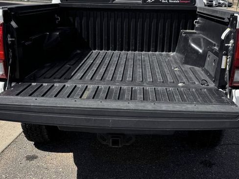 Used 2023 Toyota Tacoma SR AWD/4WD image 9