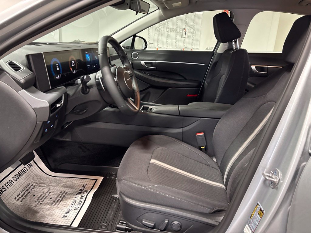 New 2026 Hyundai Sonata SEL FWD image 14